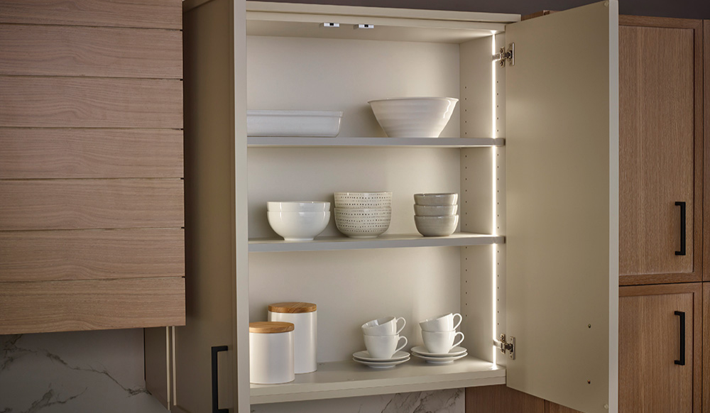 نورپردازی کابینت آشپزخانه